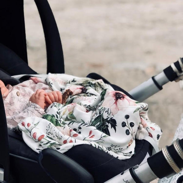 BAMBOO SWADDLE FRINGE - MEDIUM SIZE - STILL ALIVE