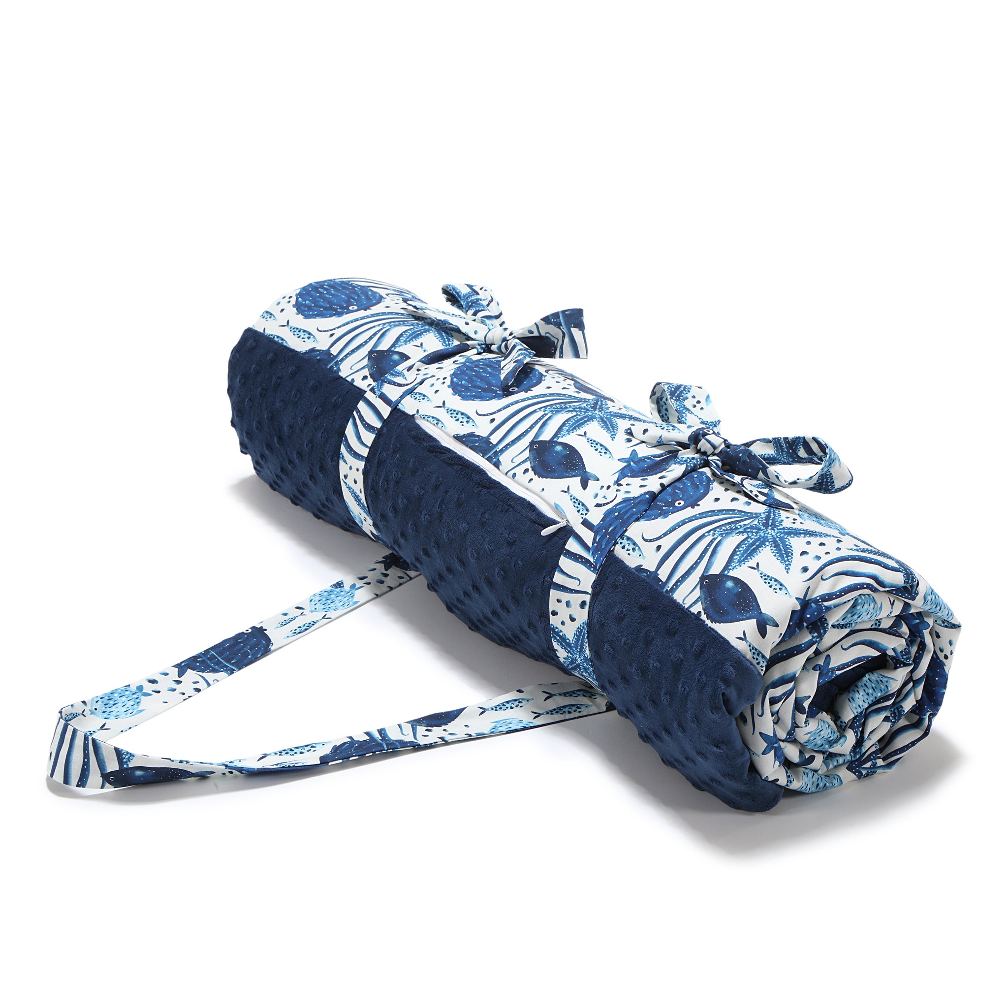 Navy on sale picnic blanket