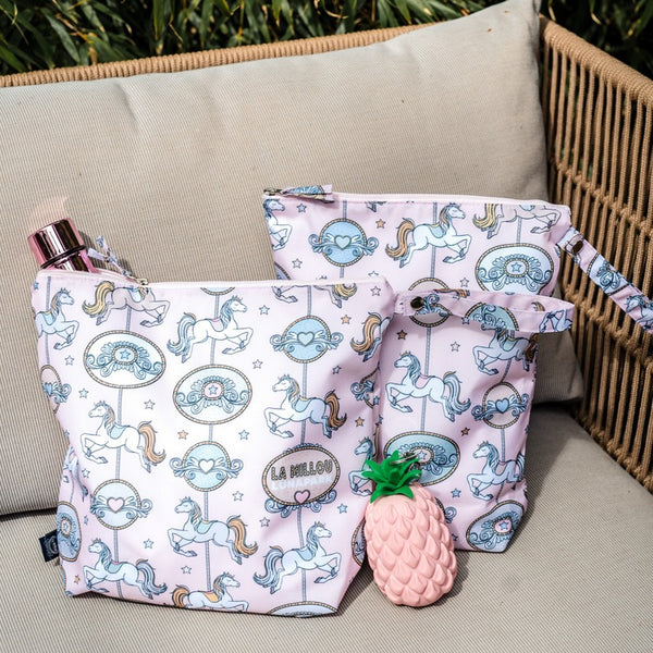 WATERPROOF TRAVEL BAG XL - UNICORN RAINBOW KNIGHT